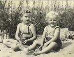 Antje and Hilke Schumann 1946